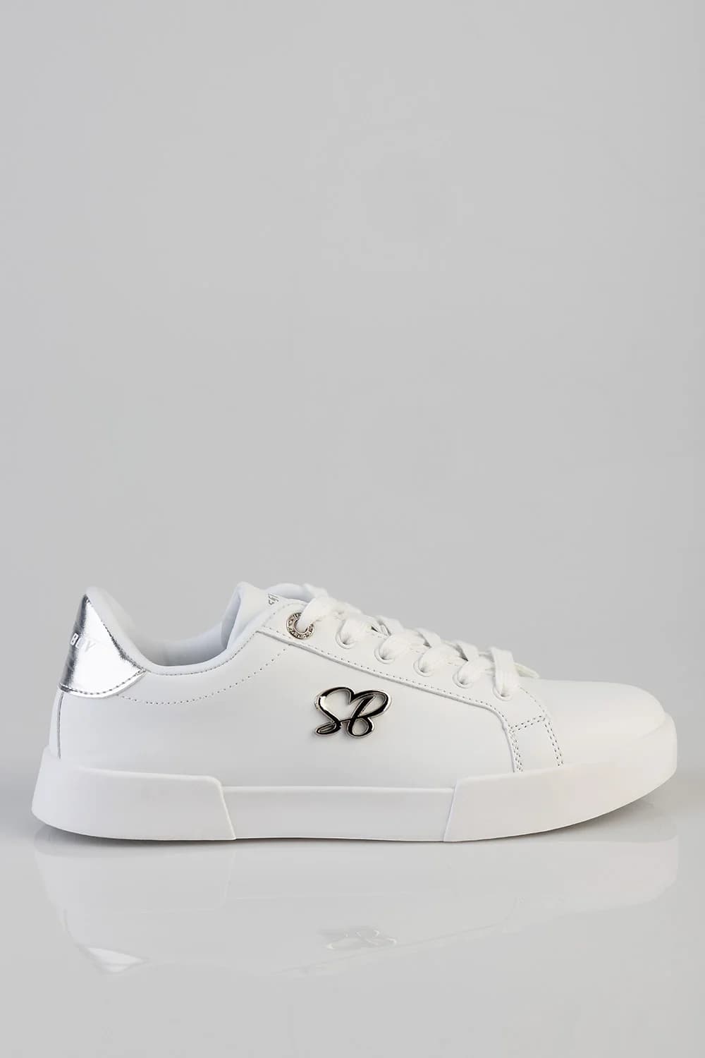 ARRIVAL SNEAKERS