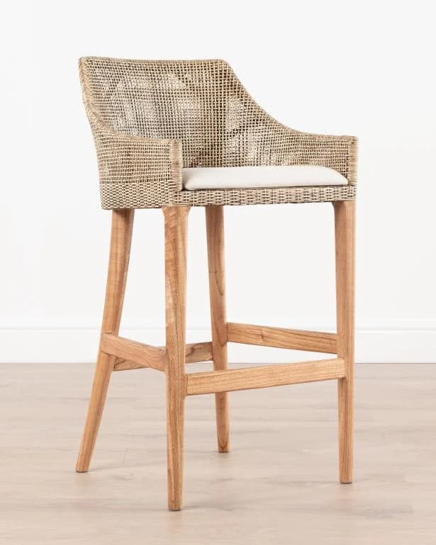 Uluwathu Bar chair