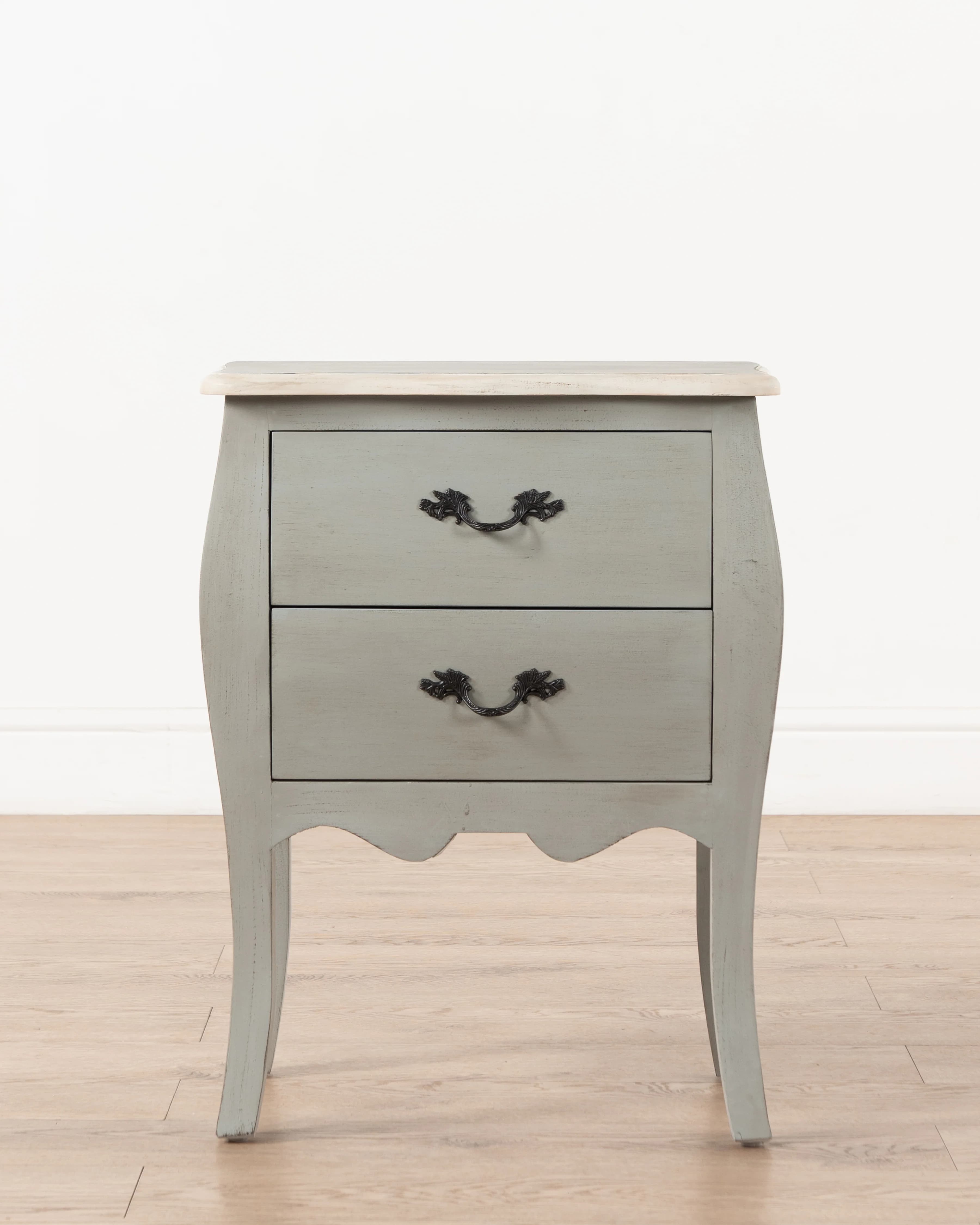 Atelier Madeleine Bedside