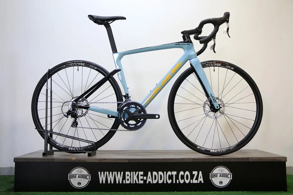 TITAN RACING Valerian Carbon Expert (2025)