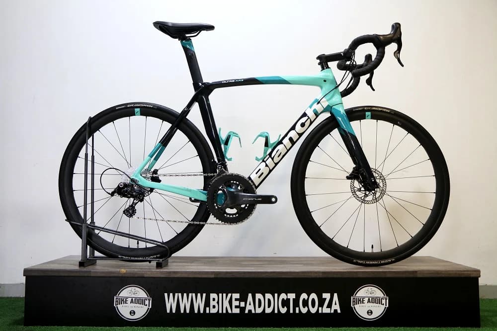 BIANCHI Oltre XR3 55cm (Pre-Owned)