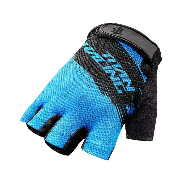 TITAN Junior Gloves