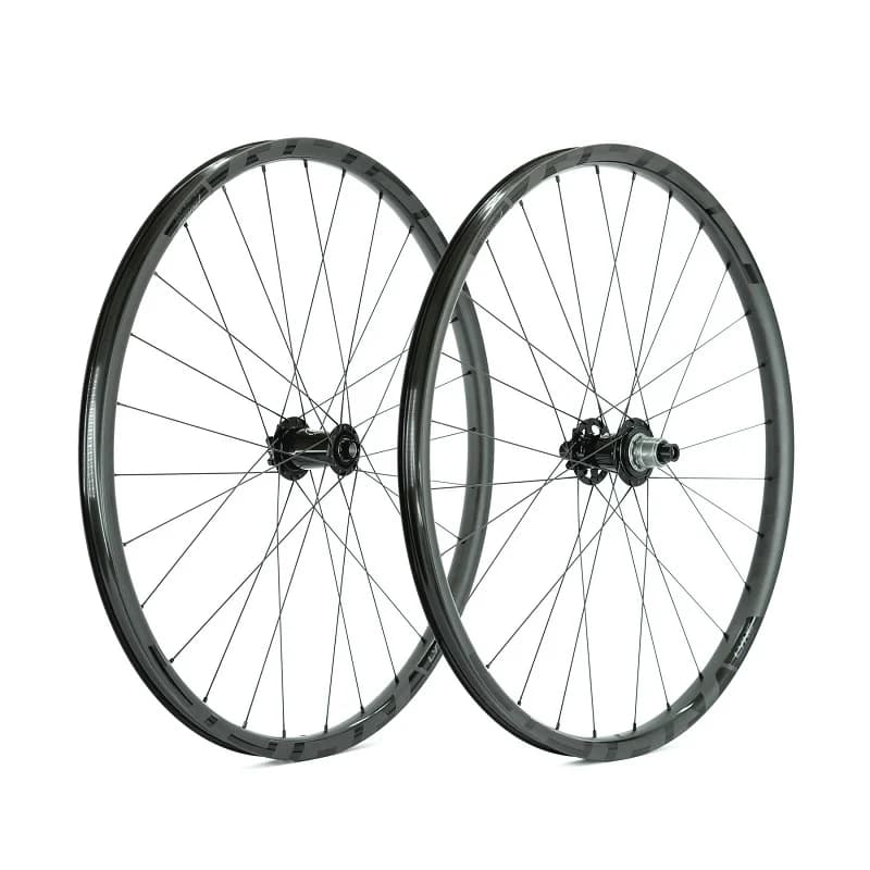 LYNE Pulse Carbon Wheelset 29" - Hi-Per Hubs