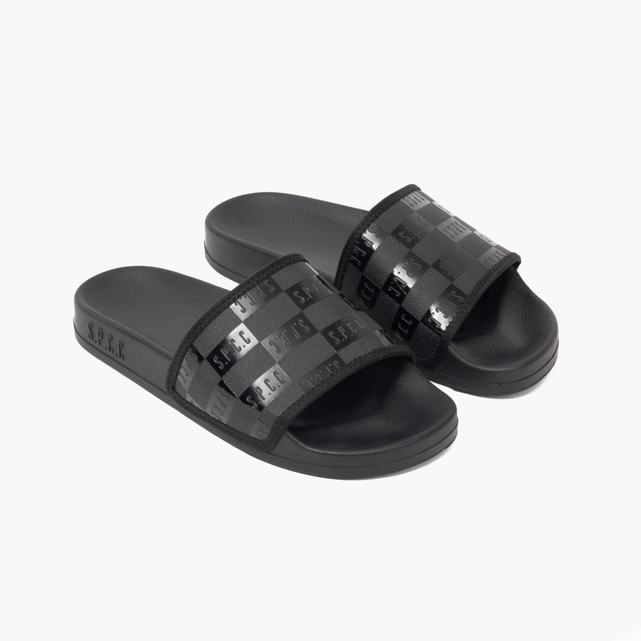 Dermott Slider - Black
