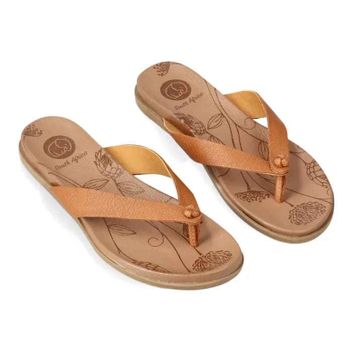 Chakane : Ladies Leather Sandal in Oak