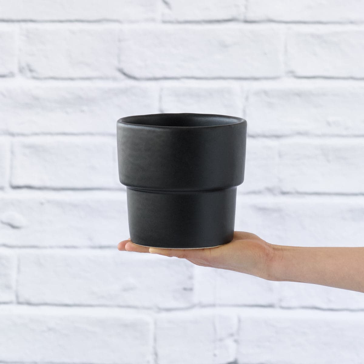 Flo Planter - Black