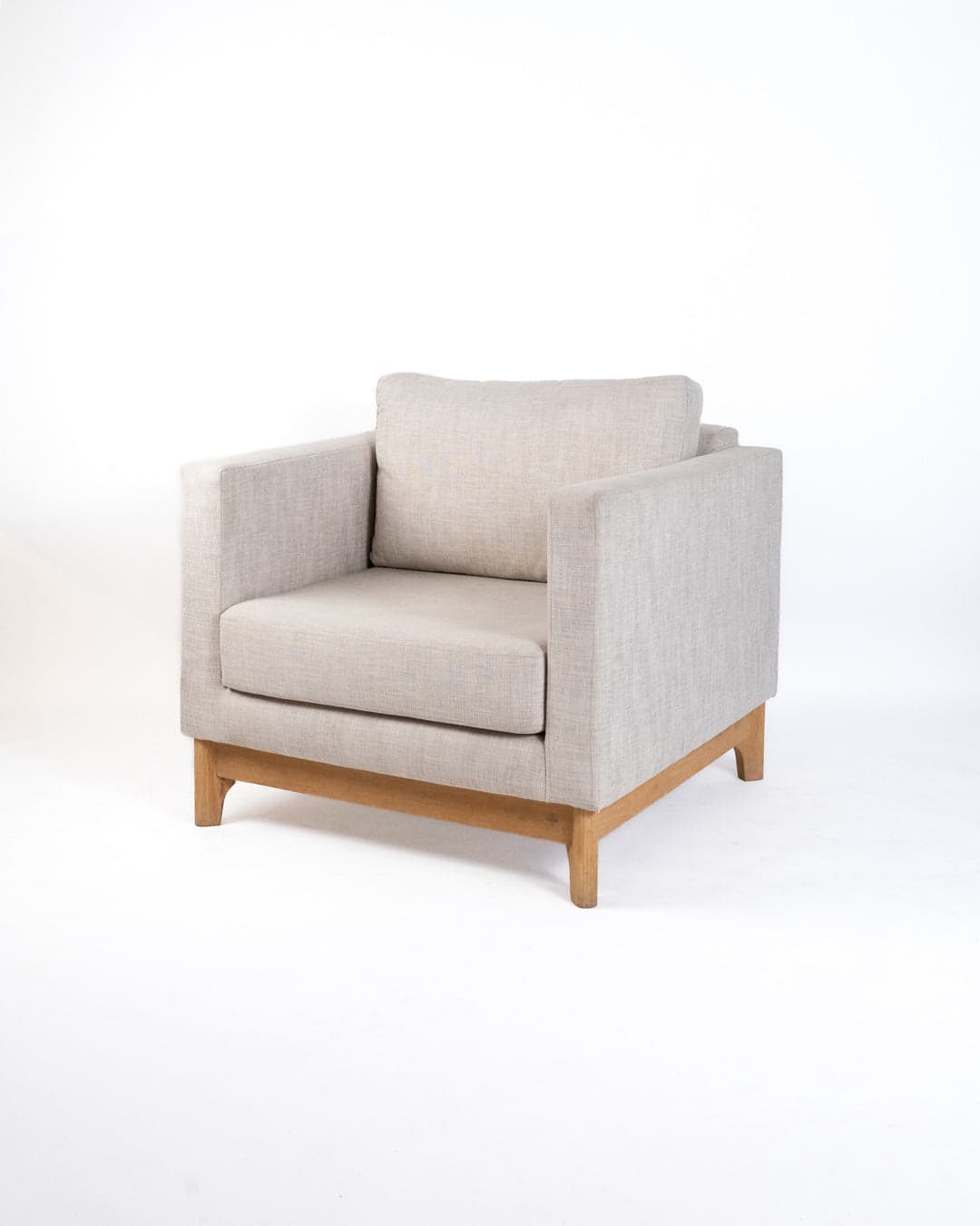 Escarpment Couch
