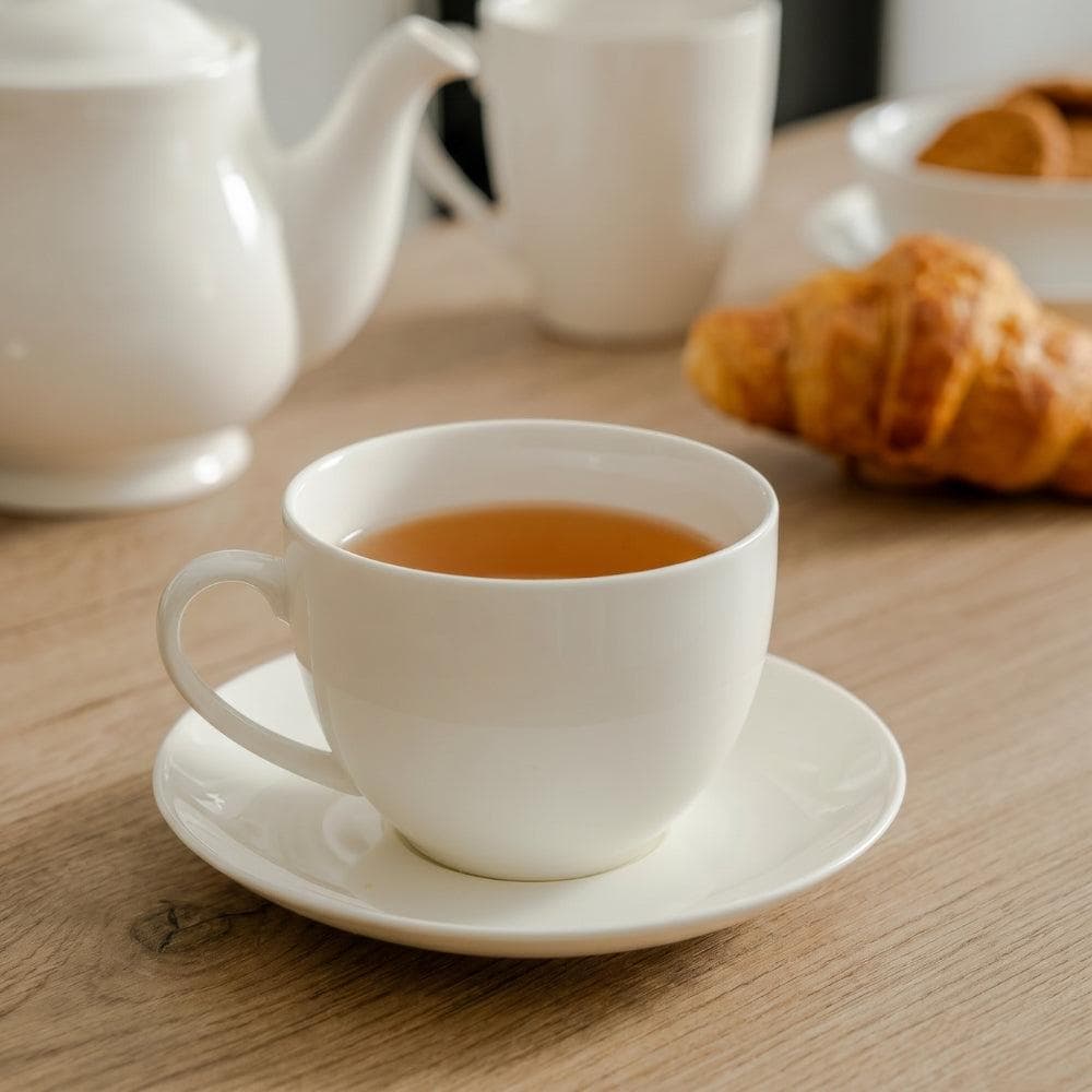 Maxwell Williams White Basics Cup and Saucer White
