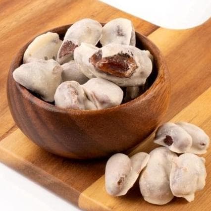Yoghurt Coated Dates